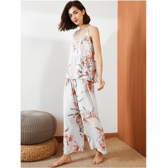 3 Piece Multicolor Pastel Floral Print Pajama Set - Picture 6 of 8